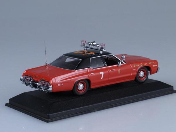 Dodge Monaco (Minichamps) [1974г., Красный, 1:43]