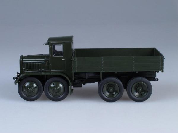 ЯГ-12 8х8 (ULTRA Models) [1932г., Темно-зеленый, 1:43]