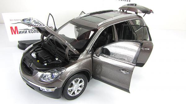 Buick Enclave SUV (CDM Models) [2008г., Золотистый, 1:18]