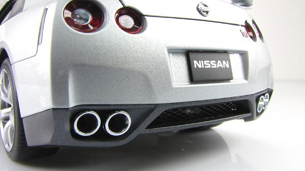 NISSAN GT-R (R35) (Autoart) [2007г., Серебристый, 1:18]