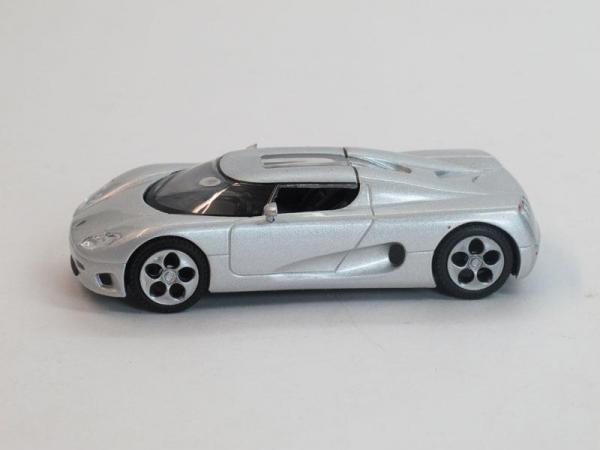 Koenigsegg CC 8S (DeAgostini (Суперкары мира)) [2002г., Серебристый металлик, 1:43]