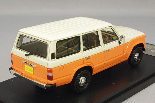 Toyota Land Cruiser 60 Flex Dream (Hi-Story) [1982г., Оранжевый, белый, 1:43]