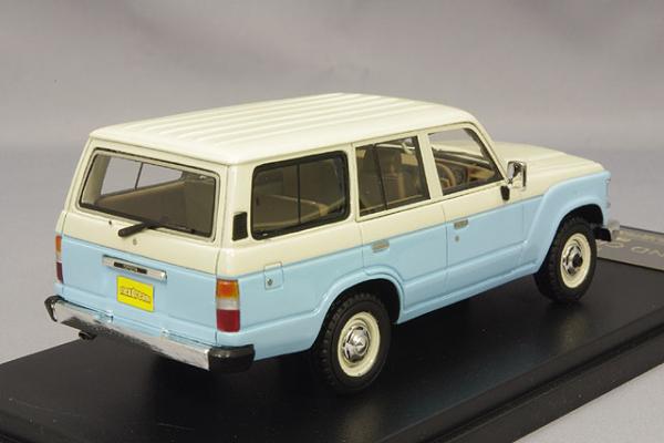 Toyota Land Cruiser 60 Flex Dream (Hi-Story) [1982г., Голубой, белый, 1:43]