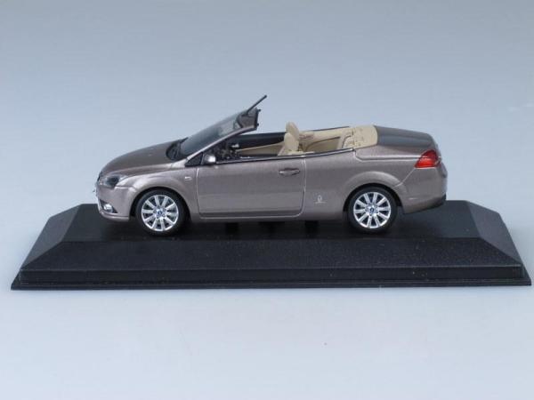 Ford Focus Coupe Cabriolet (Minichamps) [2011г., Светло-серебристый металлик, 1:43]