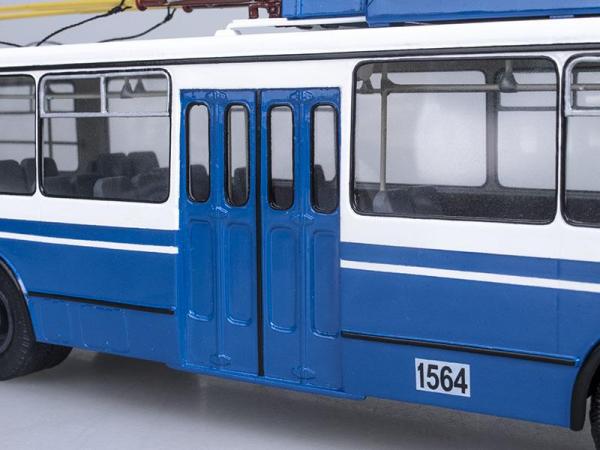 ЗИУ-682Г М1, Москва, 1-й парк (Vector-Models) [1991г., Синий с белым, 1:43]