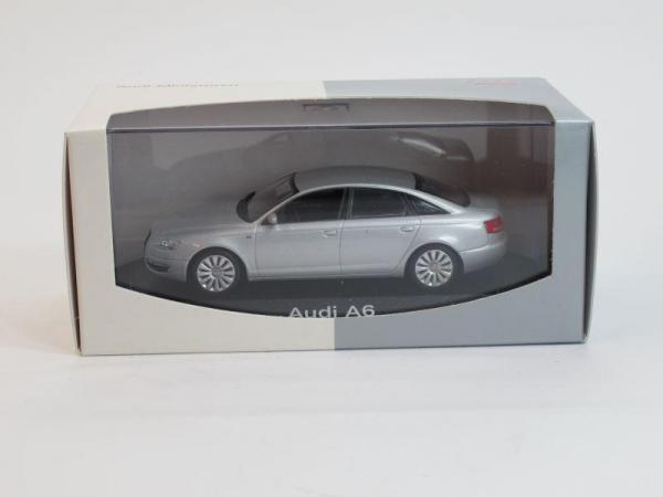 Audi A6 (Minichamps) [2004г., Серебристый металлик, 1:43]