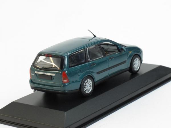 Ford Focus Turnier (Minichamps) [2002г., Темно-зеленый металлик, 1:43]