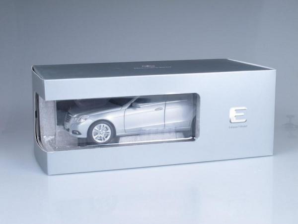 Mercedes-Benz E-Class T-Model Avantgarde (Minichamps) [2009г., Серебристый металлик, 1:18]