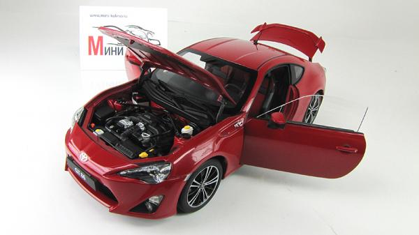 TOYOTA GT86 (Autoart) [2012г., Красный, 1:18]
