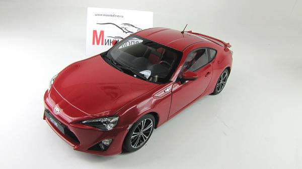 TOYOTA GT86 (Autoart) [2012г., Красный, 1:18]