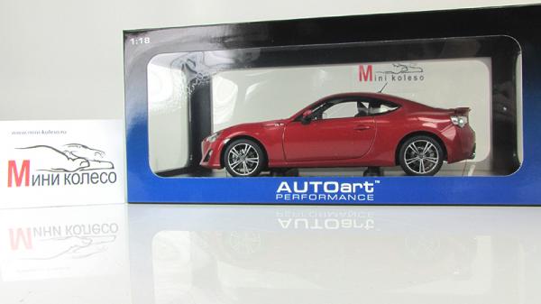 TOYOTA GT86 (Autoart) [2012г., Красный, 1:18]