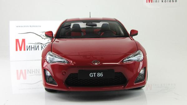 TOYOTA GT86 (Autoart) [2012г., Красный, 1:18]
