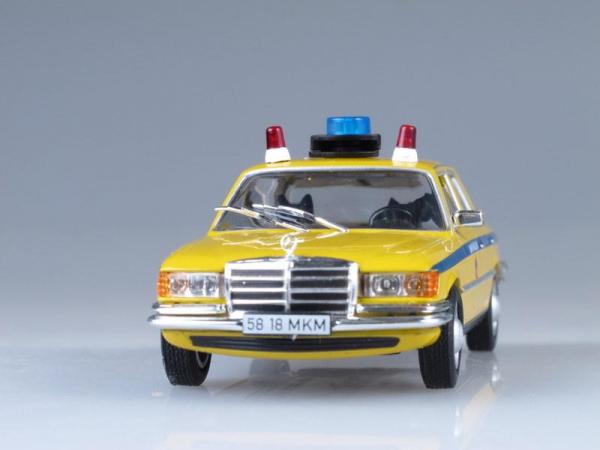 Mercedes-Benz W116, Милиция СССР (DeAgostini (Полицейские машины мира)) [1972г., Лимонный с синей полосой, 1:43]