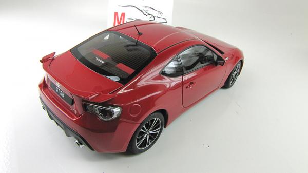 TOYOTA GT86 (Autoart) [2012г., Красный, 1:18]