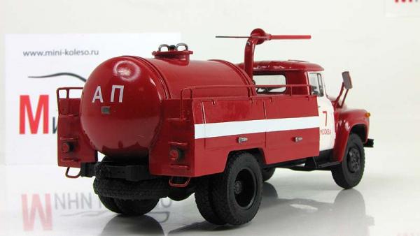 ЗиЛ-130 АП-2 (ALF) [1973г., Красный, 1:43]