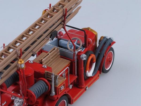АМО Ф-15 пожарный насос (Vector-Models) [1924г., Красный, 1:43]