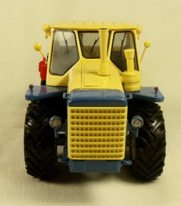 Сельскохозяйственный трактор Т-125 с плугом ПН-5-35 (Миниград) [1962г., Желтый и синий, 1:43]