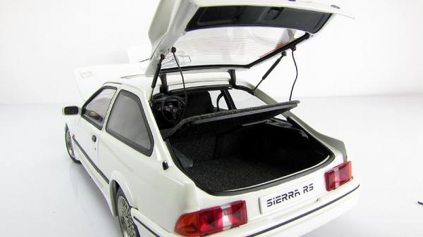 FORD SIERRA RS COSWORTH (Autoart) [1986г., Белый, 1:18]