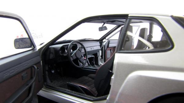 PORSCHE 924 CARRERA GT (Autoart) [1980г., Серебристый, 1:18]