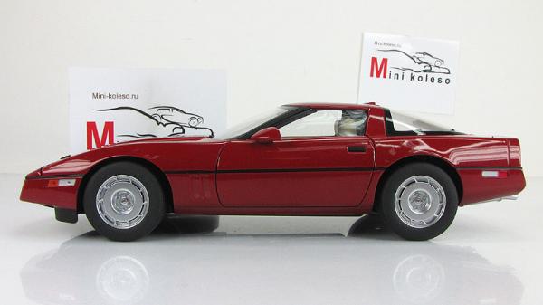 CHEVROLET CORVETTE (Autoart) [1986г., Красный, 1:18]