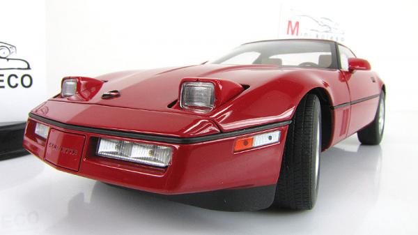 CHEVROLET CORVETTE (Autoart) [1986г., Красный, 1:18]