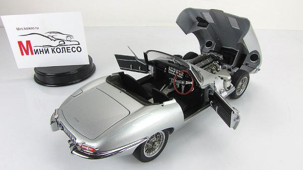 JAGUAR E-TYPE ROADSTER SERIES I 3.8 (Autoart) [1961г., Серебристый, 1:18]