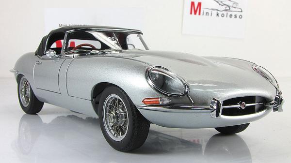 JAGUAR E-TYPE ROADSTER SERIES I 3.8 (Autoart) [1961г., Серебристый, 1:18]