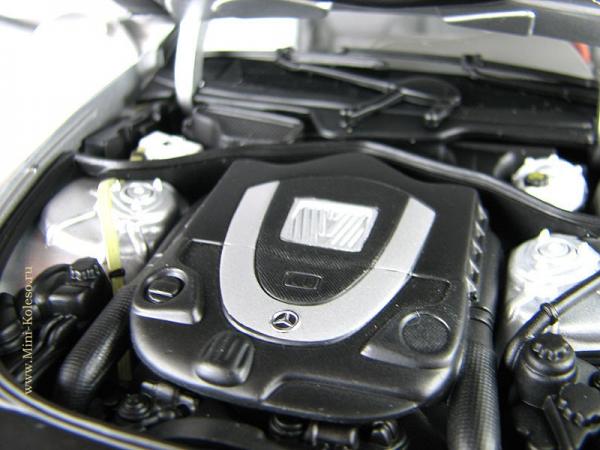 Mercedes-Benz CL COUPE (Autoart) [2006г., Серебристый, 1:18]