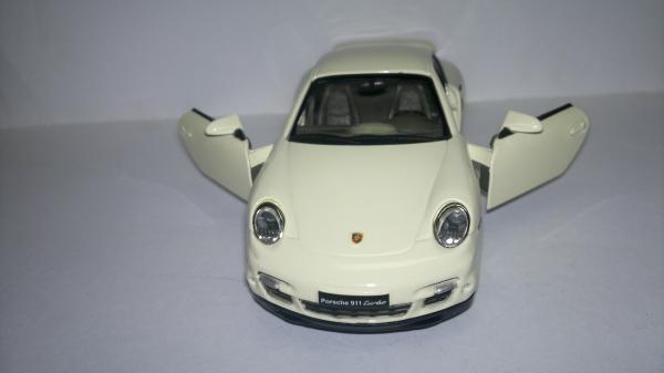 Porsche 911 Turbo (UNI-Fortune) [Бежевый, 1:32]