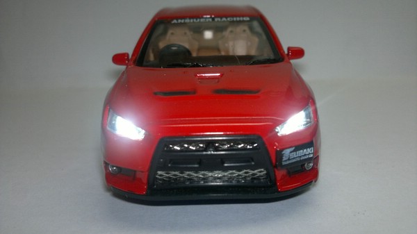 Mitsubishi Lancer Evolution X (Неизвестный производитель) [2007г., Красный, 1:32]