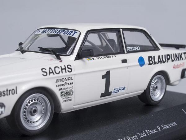 Volvo 240 Turbo DTM Champion - Team IPS Racing (Per Stureson) (Minichamps) [1974г., Белый, 1:43]