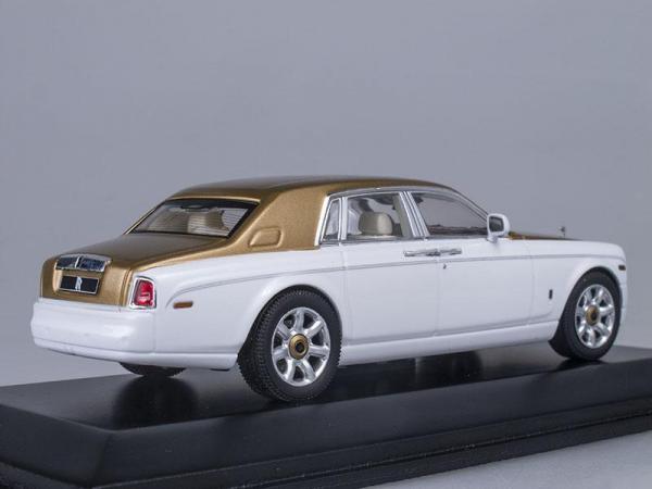 Rolls-Royce Phantom (IXO) [2010г., Белый и золотой, 1:43]