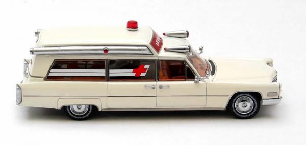 CADILLAC S&S Ambulance (Neo Scale Models) [1966г., Белый, 1:43]