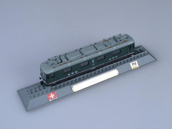 SBB Re 6/6 Electric locomotive Swizerland 1962 (Locomotive Models (1:160 scale)) [Темно-зеленый, 1:160]