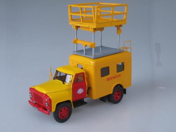 ГАЗ-52-04 (АТ-70) Ремонт контактной сети (Аварийная) (Vector-Models) [1960г., Желтый с красным, 1:43]