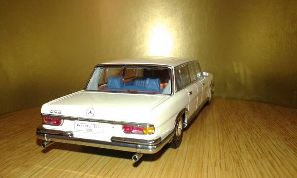 Mercedes-Benz 600 Pullman LWB (Autoart) [1963г., белый, 1:43]