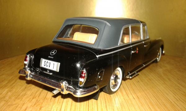 Mercedes-Benz 300D SCV-1 (Norev) [1960г., черный, 1:43]