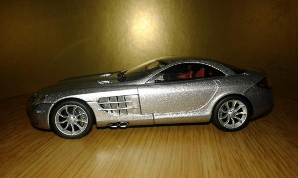 Mercedes-Benz SLR McLaren (Autoart) [2003г., серебристый, 1:43]