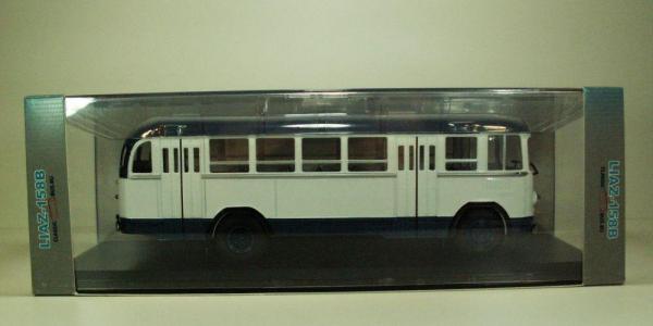 ЛиАЗ-158В (Classicbus) [1961г., Белый, темно-синие полосы, 1:43]