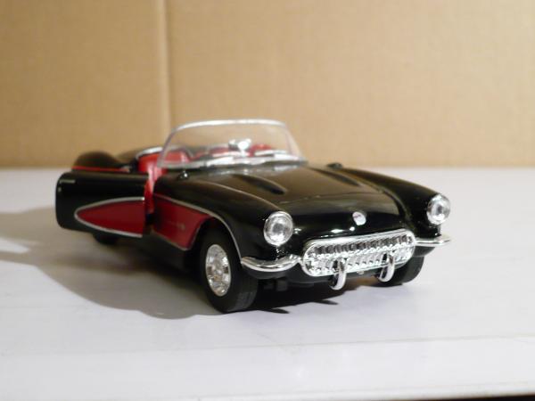 Chevrolet Corvette (Welly) [1957г., черный с красным, 1:43]