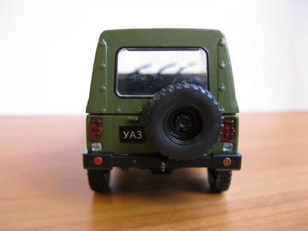 УАЗ-3171 (DeAgostini (Автолегенды СССР)) [1982г., хаки, 1:4319]