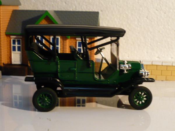 Ford Model-T Touring Car (Michalych) [1908г., зелёный с черным, 1:43]